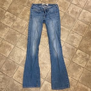 Medium- light wash Hollister straight jeans size 0 short